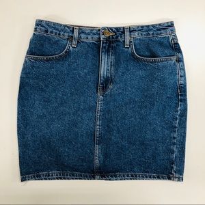 BDG Denim skirt (M)